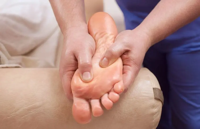 What’s The Difference Between A Podiatrist And A Chiropodist?